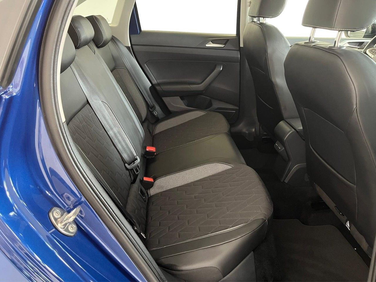 Volkswagen Taigo 1.0 TSI DSG Goal, Navi, R.Kam., Pano, LED foto 7