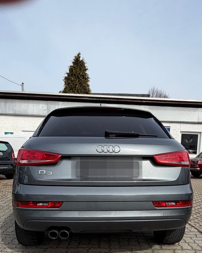 Audi Q3 sport AHK foto 2