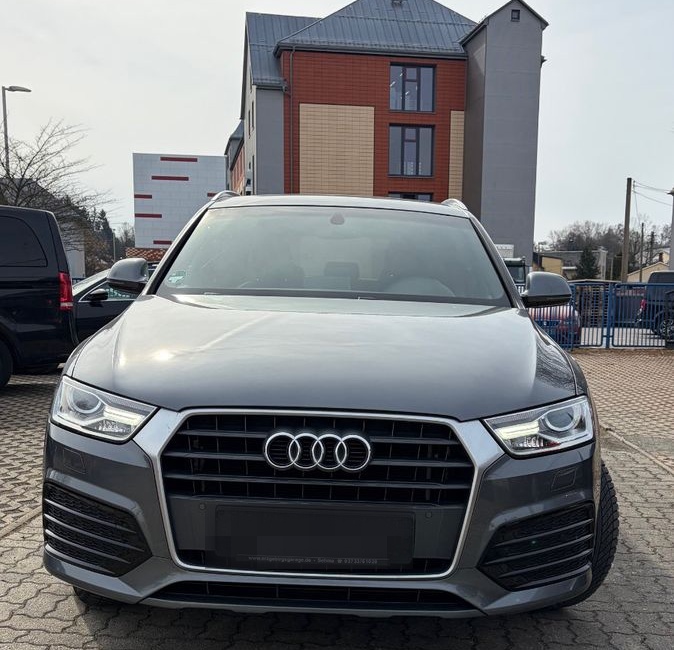Audi Q3 sport AHK foto 6