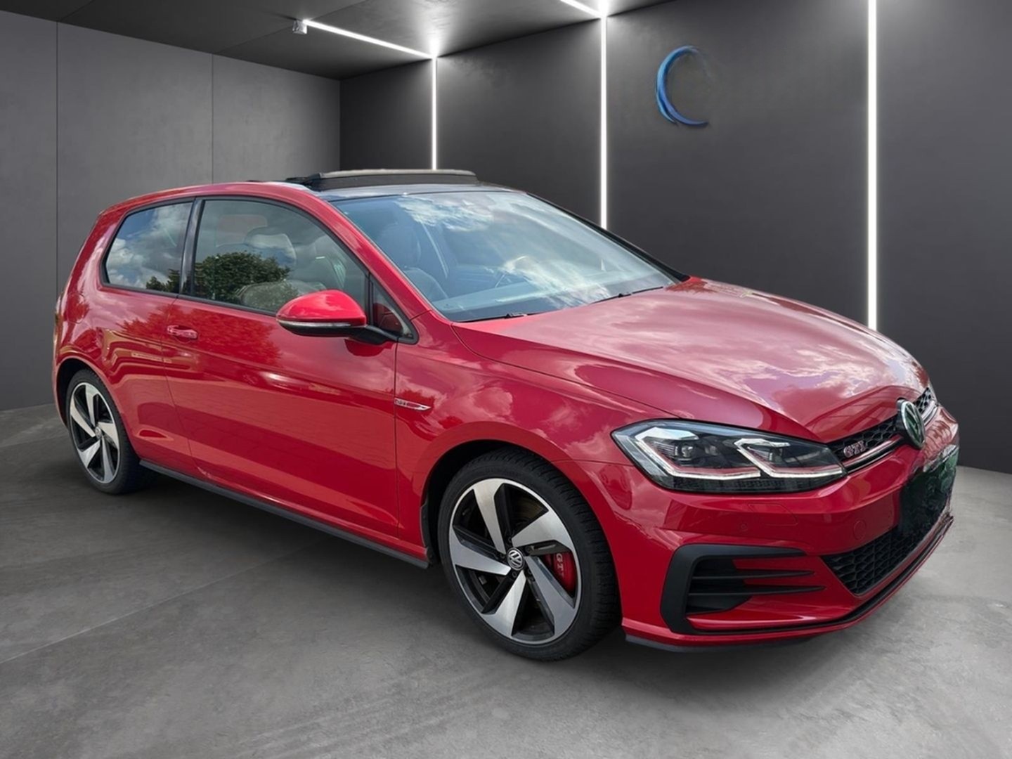 Volkswagen Golf GTI VII 2.0 TSI DSG Navi,Klima,Schiebedach, foto 2
