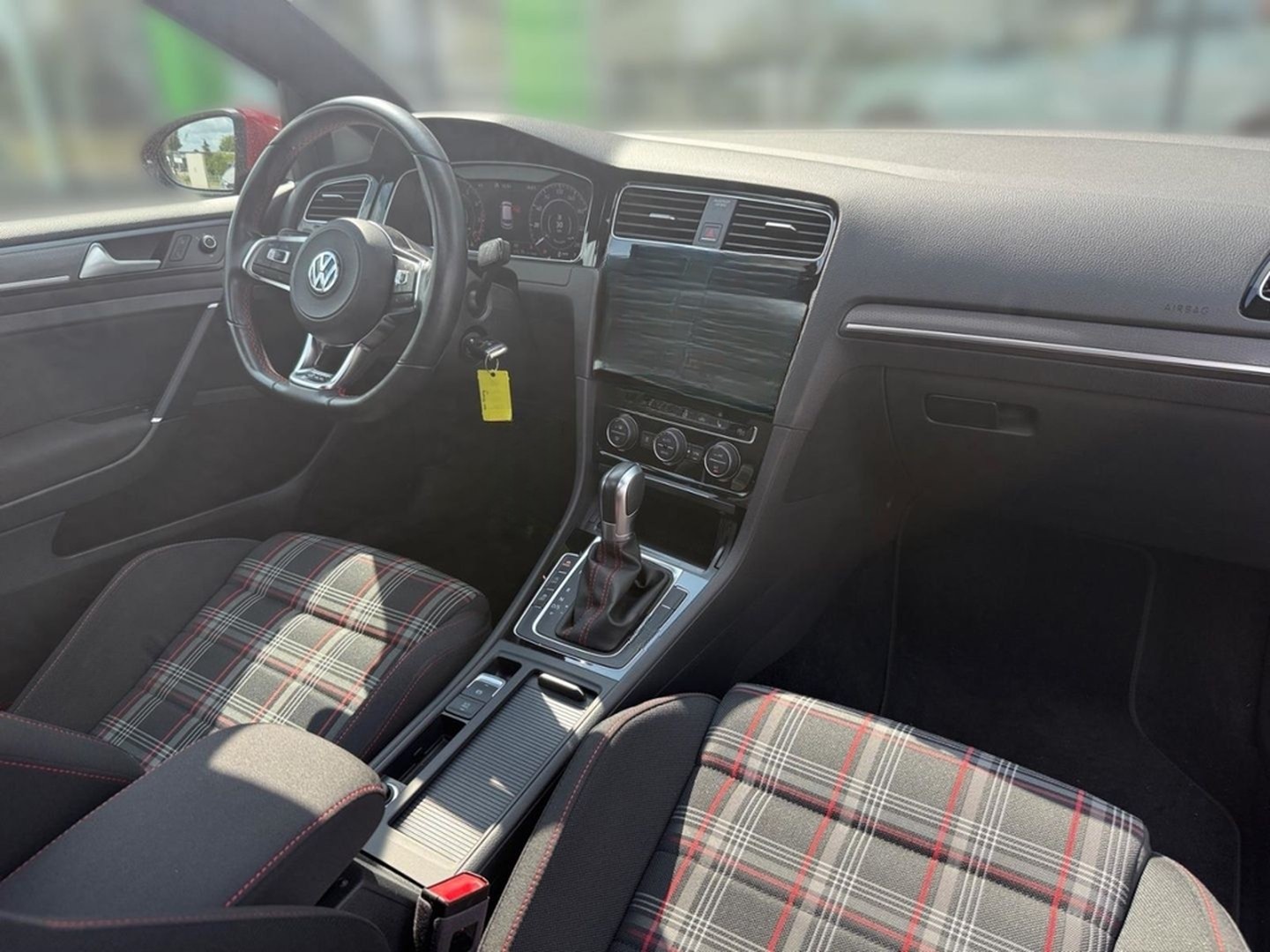 Volkswagen Golf GTI VII 2.0 TSI DSG Navi,Klima,Schiebedach, foto 11