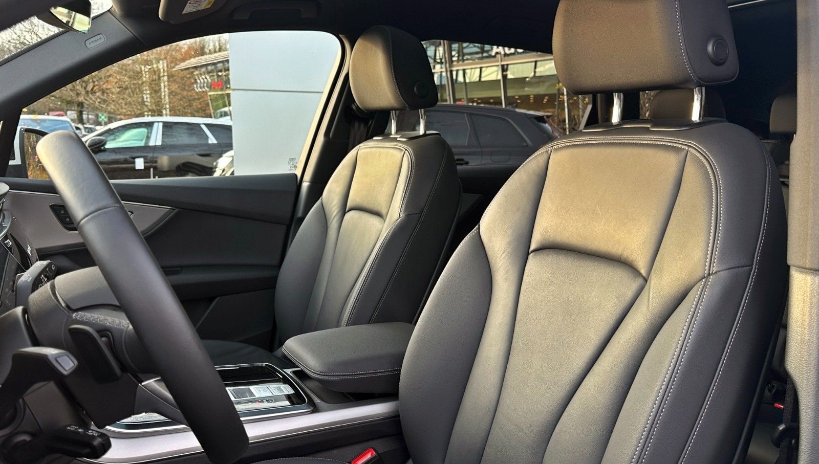 Audi Q7 55TFSI qu S LINE BLACK HUD PANO AHK 7-SITZER foto 11