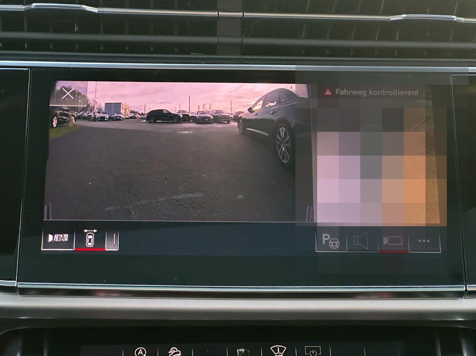 Audi Q7 55TFSI qu S LINE BLACK HUD PANO AHK 7-SITZER foto 23