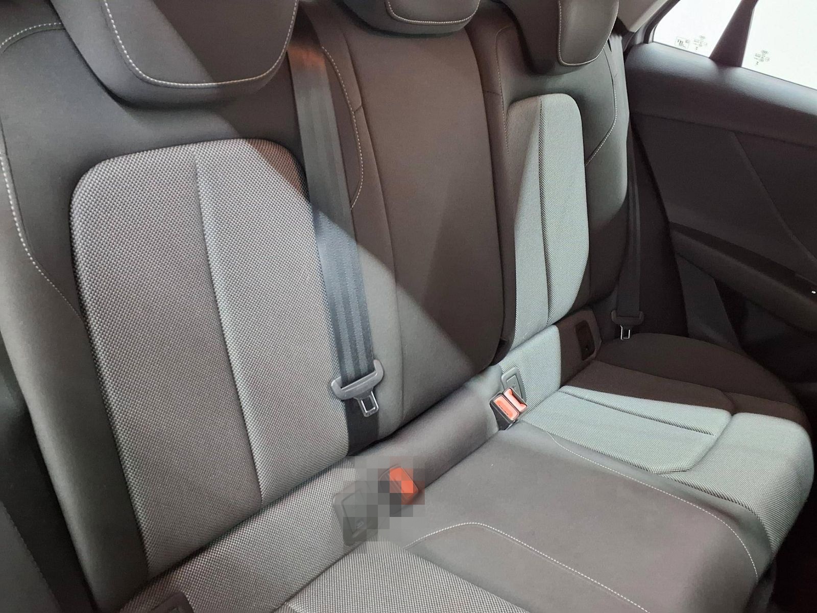 Audi Q2 35 TFSI S tronic advanced BLIS KAM foto 7
