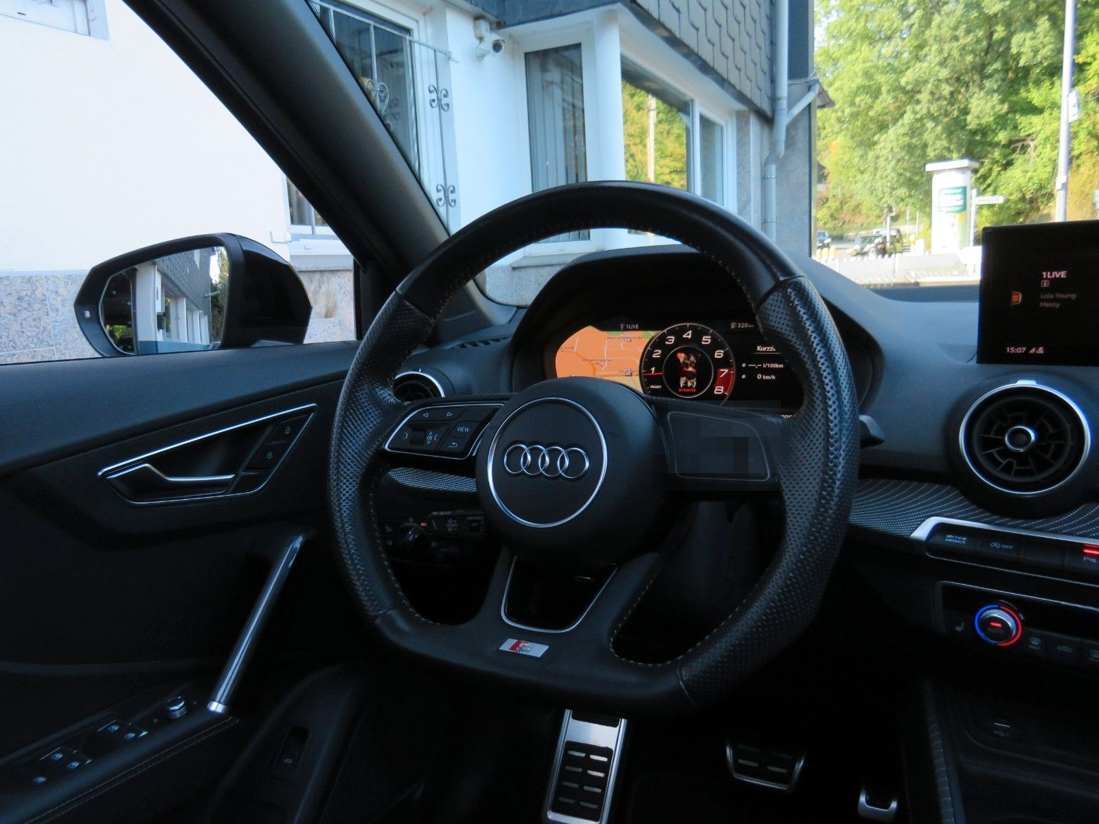 Audi SQ2 2.0 TFSI quattro // ACC, R-Kam, Pano, Virtl. foto 16