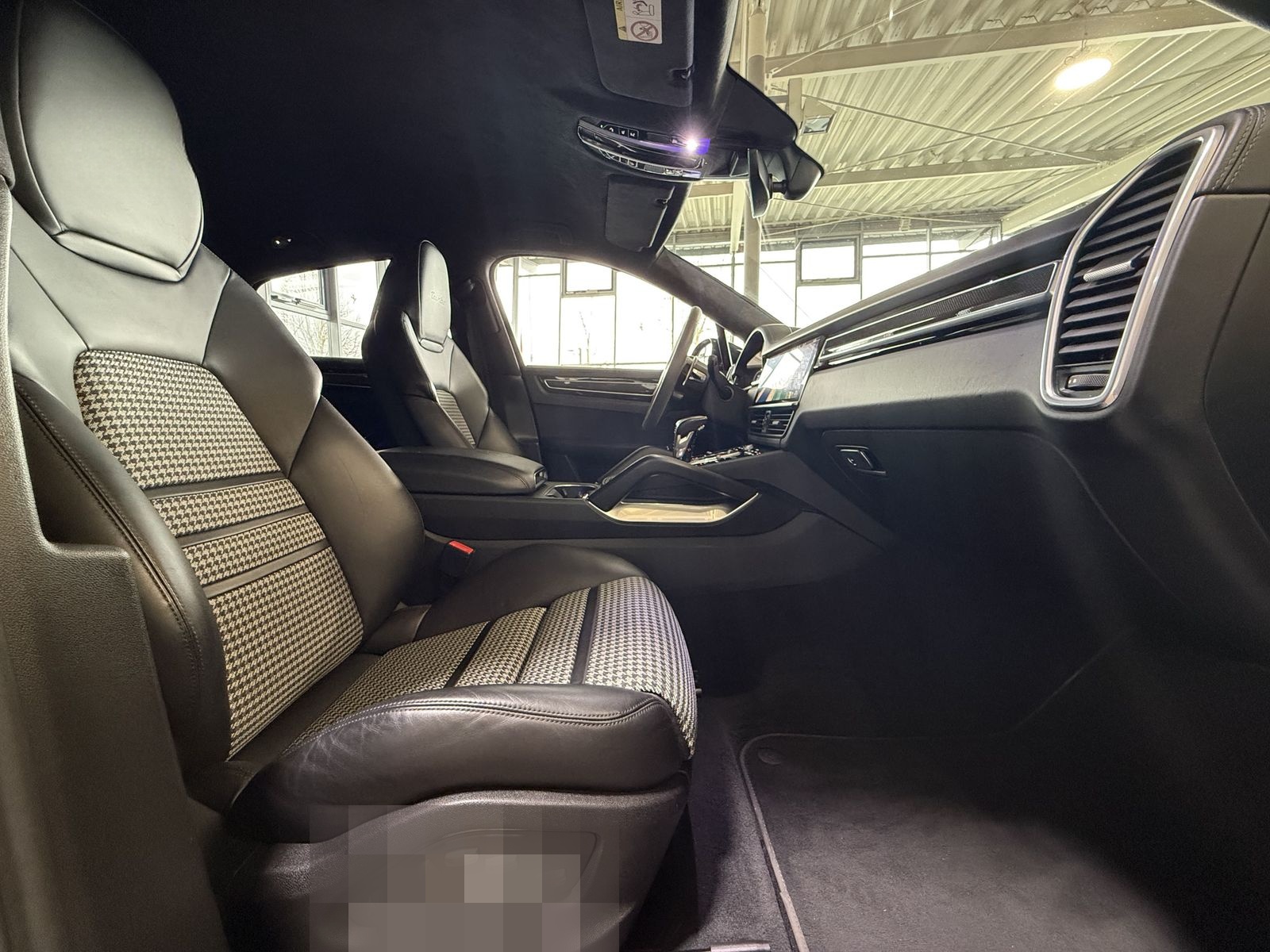 Porsche Cayenne Turbo Coupe Leichtbau-Paket Matrix InnoD foto 21