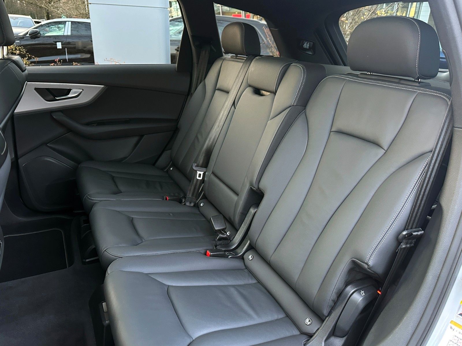 Audi Q7 55TFSI qu S LINE BLACK HUD AHK PANO 7-SITZER foto 25