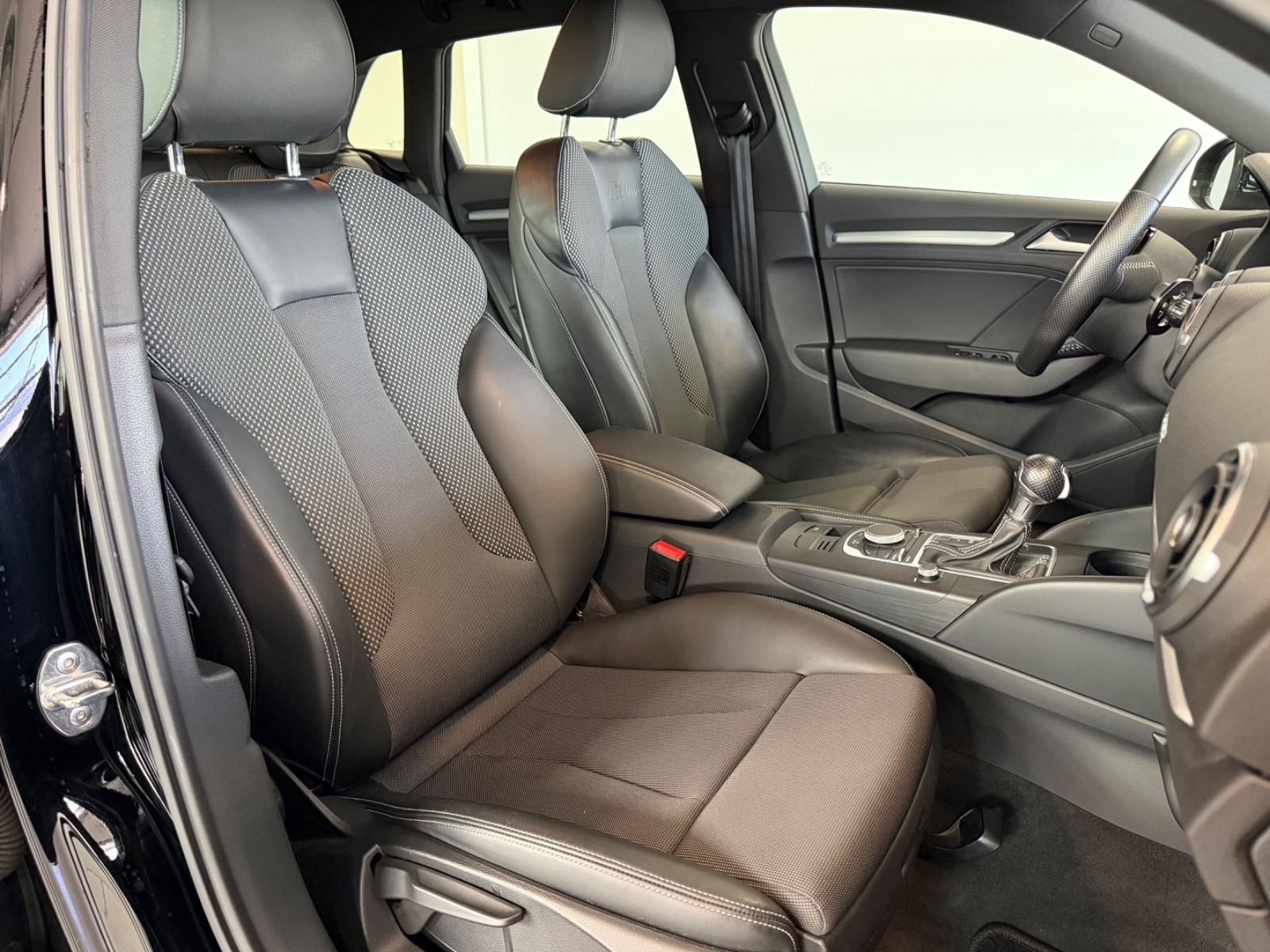 Audi A3 S-LINE/QUATTRO/ACC/SOUND/TOTWINKEL/SPURASSIST foto 16