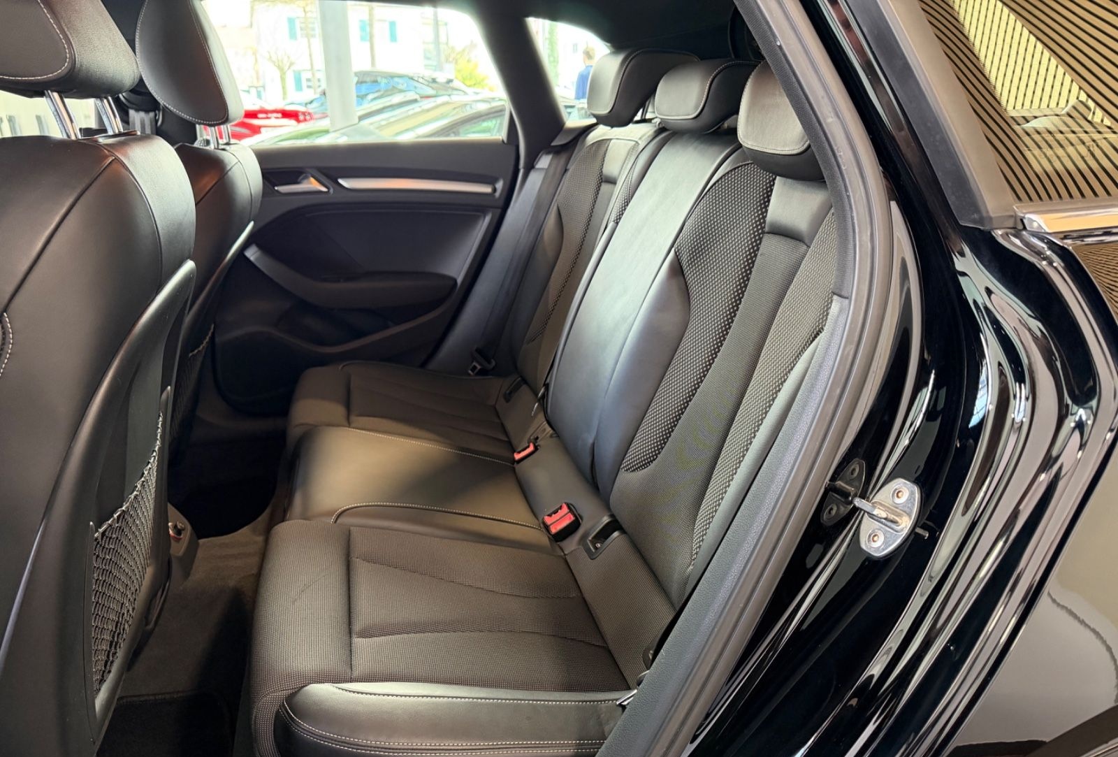 Audi A3 S-LINE/QUATTRO/ACC/SOUND/TOTWINKEL/SPURASSIST foto 18