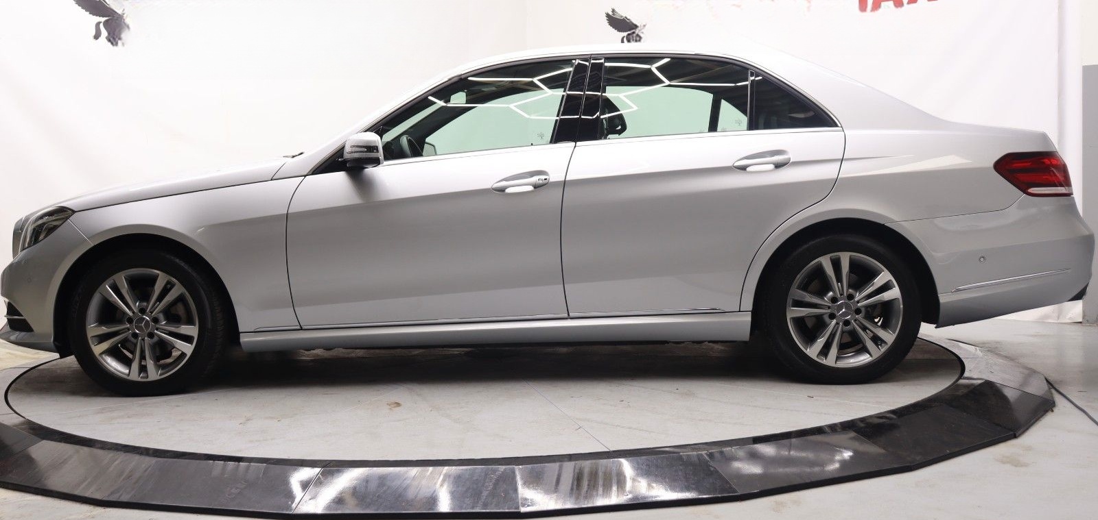 Mercedes-Benz E 200 BlueTec~LED High Int.~SZH~Memory~Navi~Temp foto 14