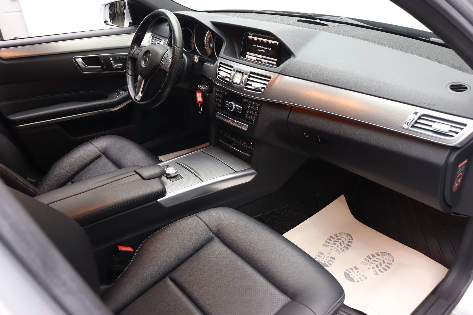 Mercedes-Benz E 200 BlueTec~LED High Int.~SZH~Memory~Navi~Temp foto 18