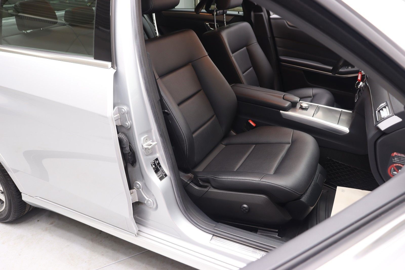 Mercedes-Benz E 200 BlueTec~LED High Int.~SZH~Memory~Navi~Temp foto 19