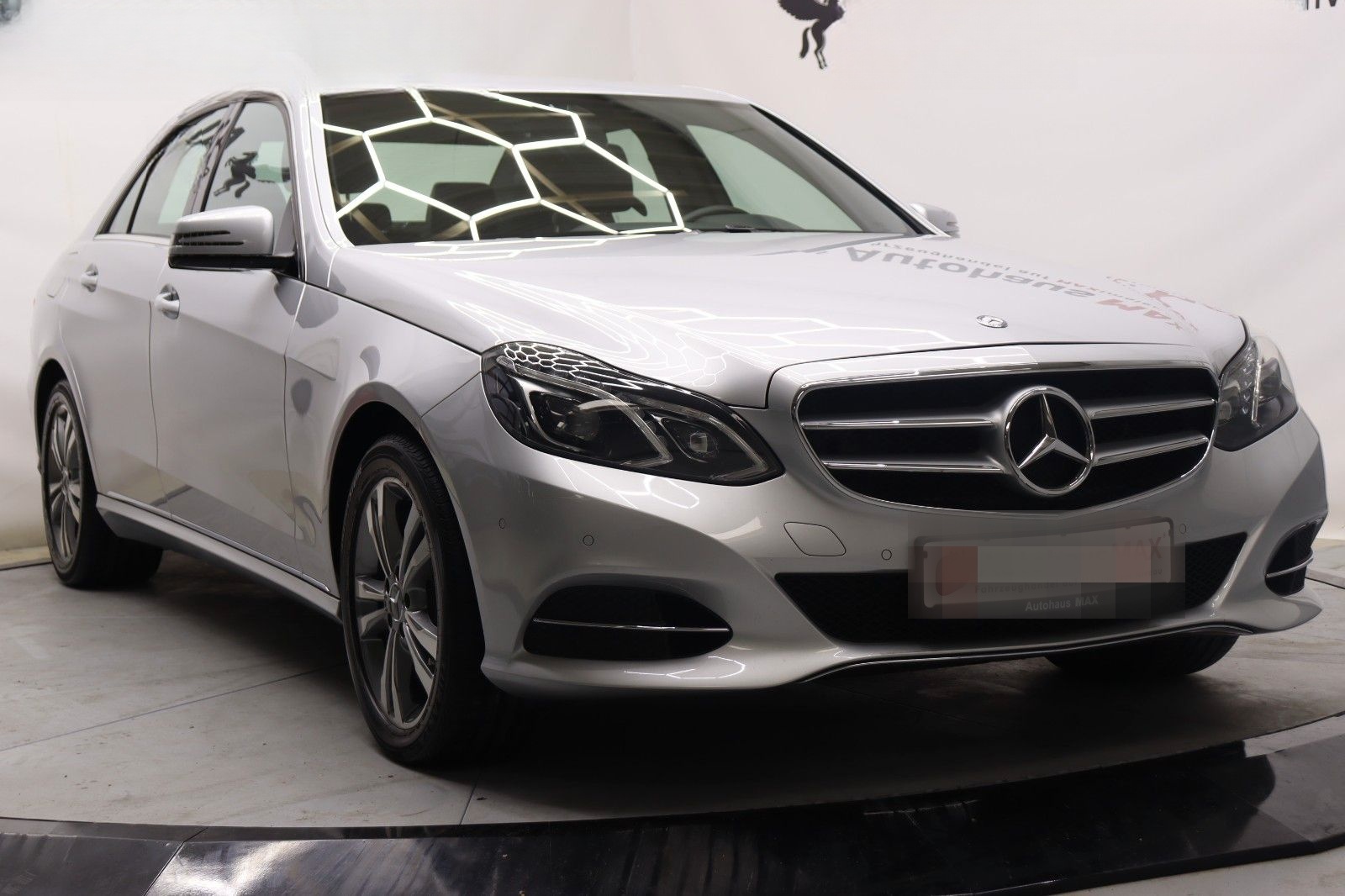 Mercedes-Benz E 200 BlueTec~LED High Int.~SZH~Memory~Navi~Temp foto 3