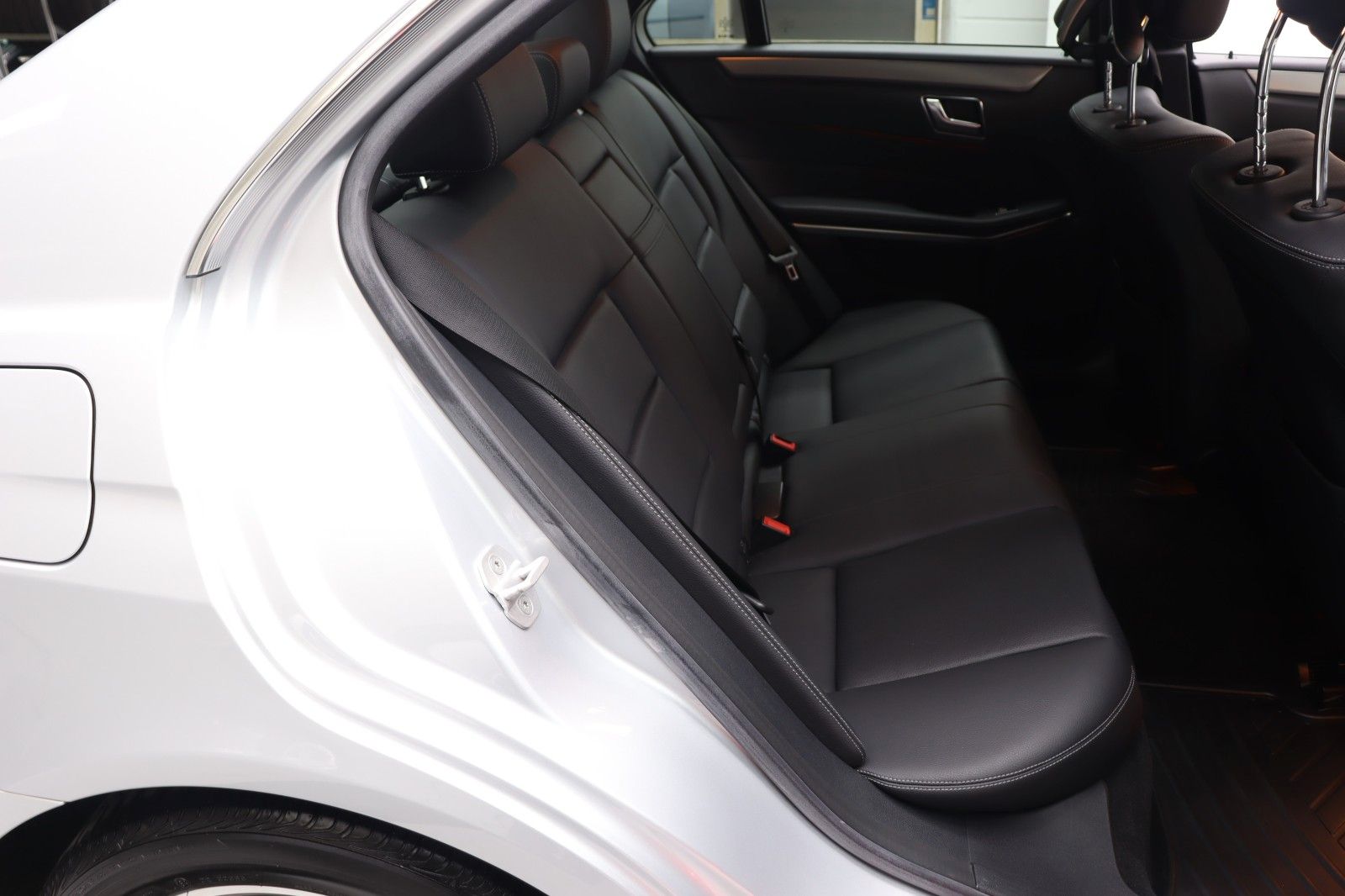 Mercedes-Benz E 200 BlueTec~LED High Int.~SZH~Memory~Navi~Temp foto 21