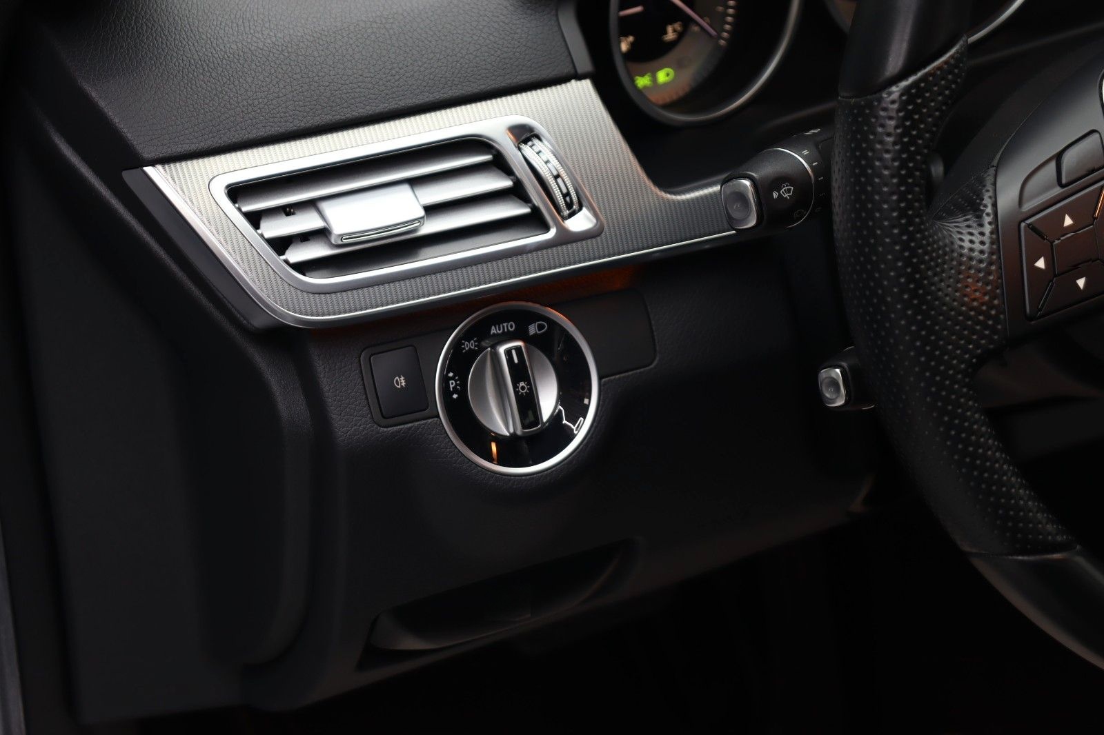 Mercedes-Benz E 200 BlueTec~LED High Int.~SZH~Memory~Navi~Temp foto 23