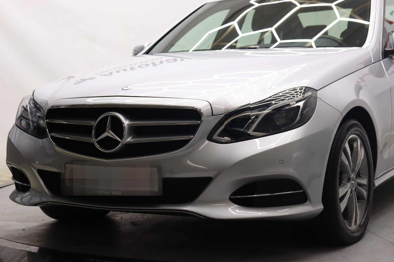 Mercedes-Benz E 200 BlueTec~LED High Int.~SZH~Memory~Navi~Temp foto 8