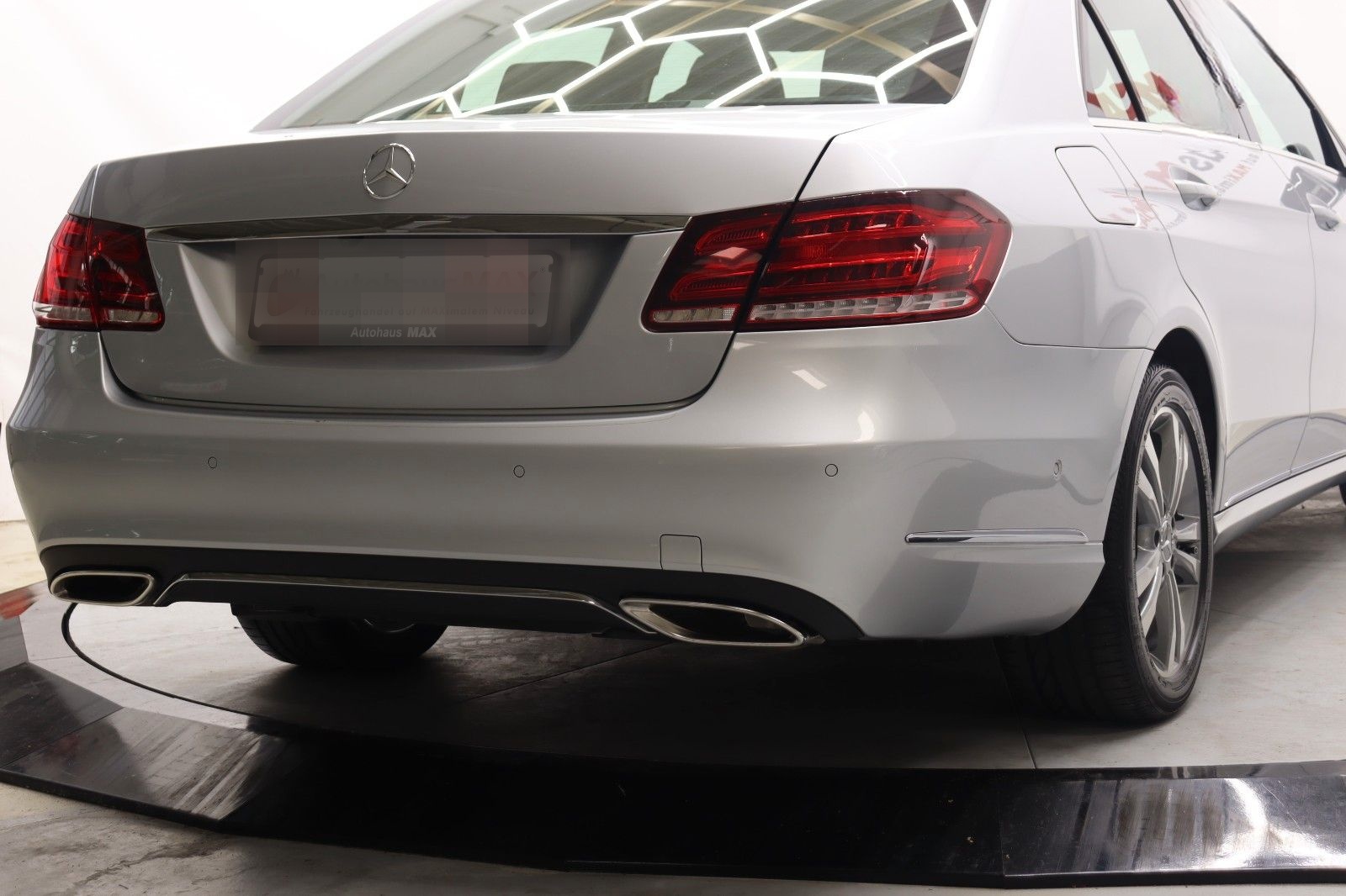 Mercedes-Benz E 200 BlueTec~LED High Int.~SZH~Memory~Navi~Temp foto 9