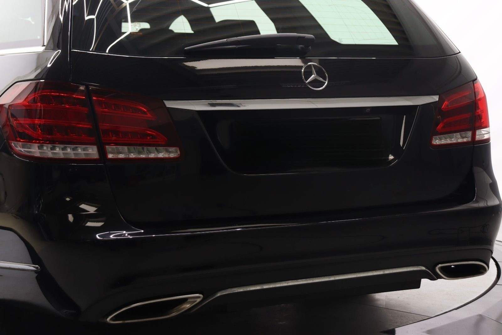 Mercedes-Benz E 200 CGI BlueEfficiency Avantgarde~SZH~Kam~StHz foto 11