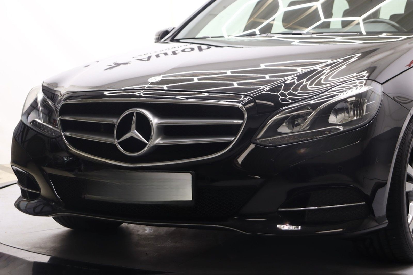 Mercedes-Benz E 200 CGI BlueEfficiency Avantgarde~SZH~Kam~StHz foto 12