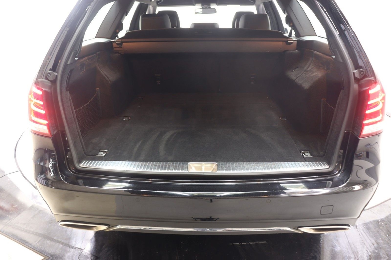 Mercedes-Benz E 200 CGI BlueEfficiency Avantgarde~SZH~Kam~StHz foto 28