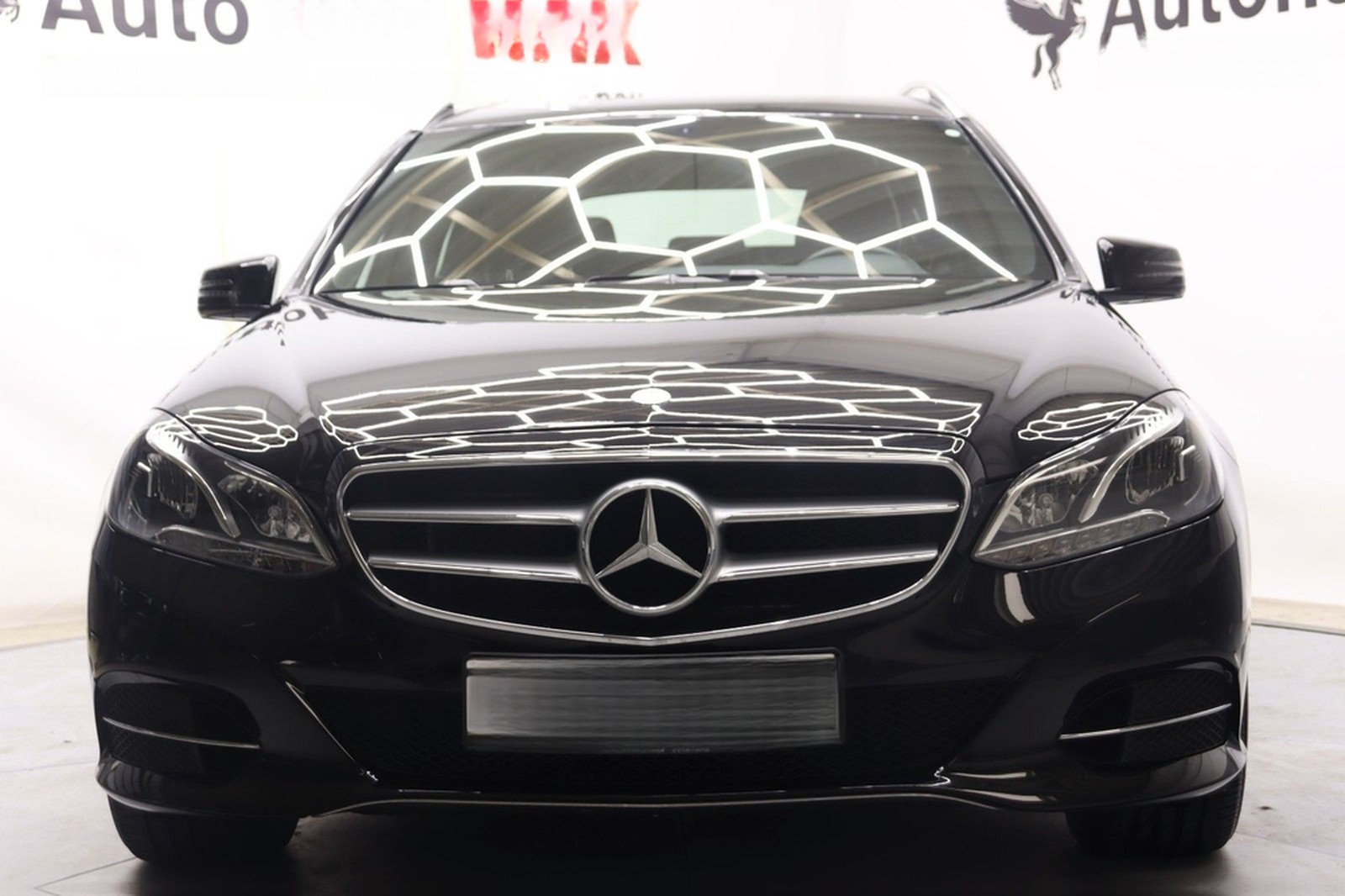 Mercedes-Benz E 200 CGI BlueEfficiency Avantgarde~SZH~Kam~StHz foto 6