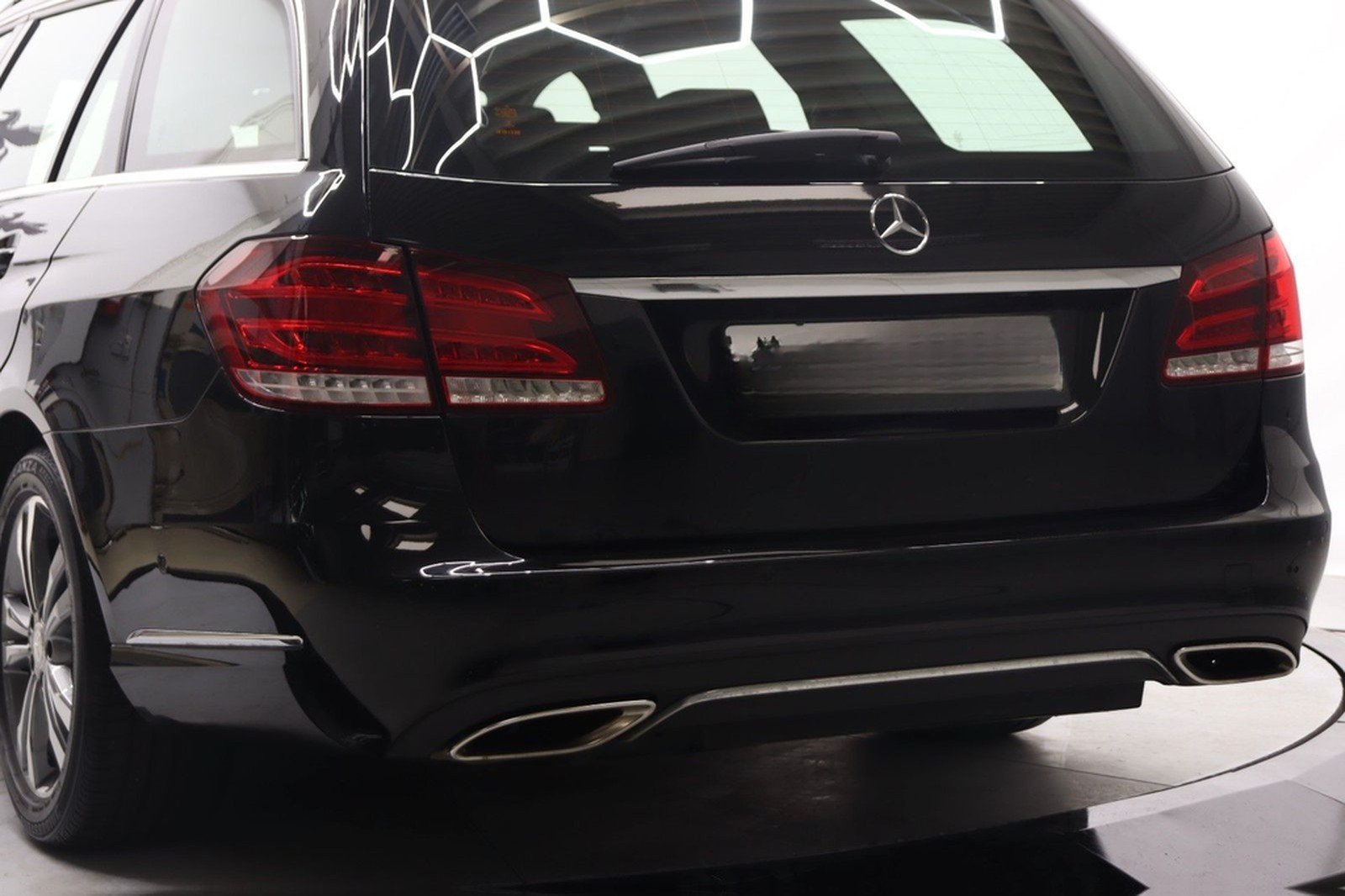 Mercedes-Benz E 200 CGI BlueEfficiency Avantgarde~SZH~Kam~StHz foto 9