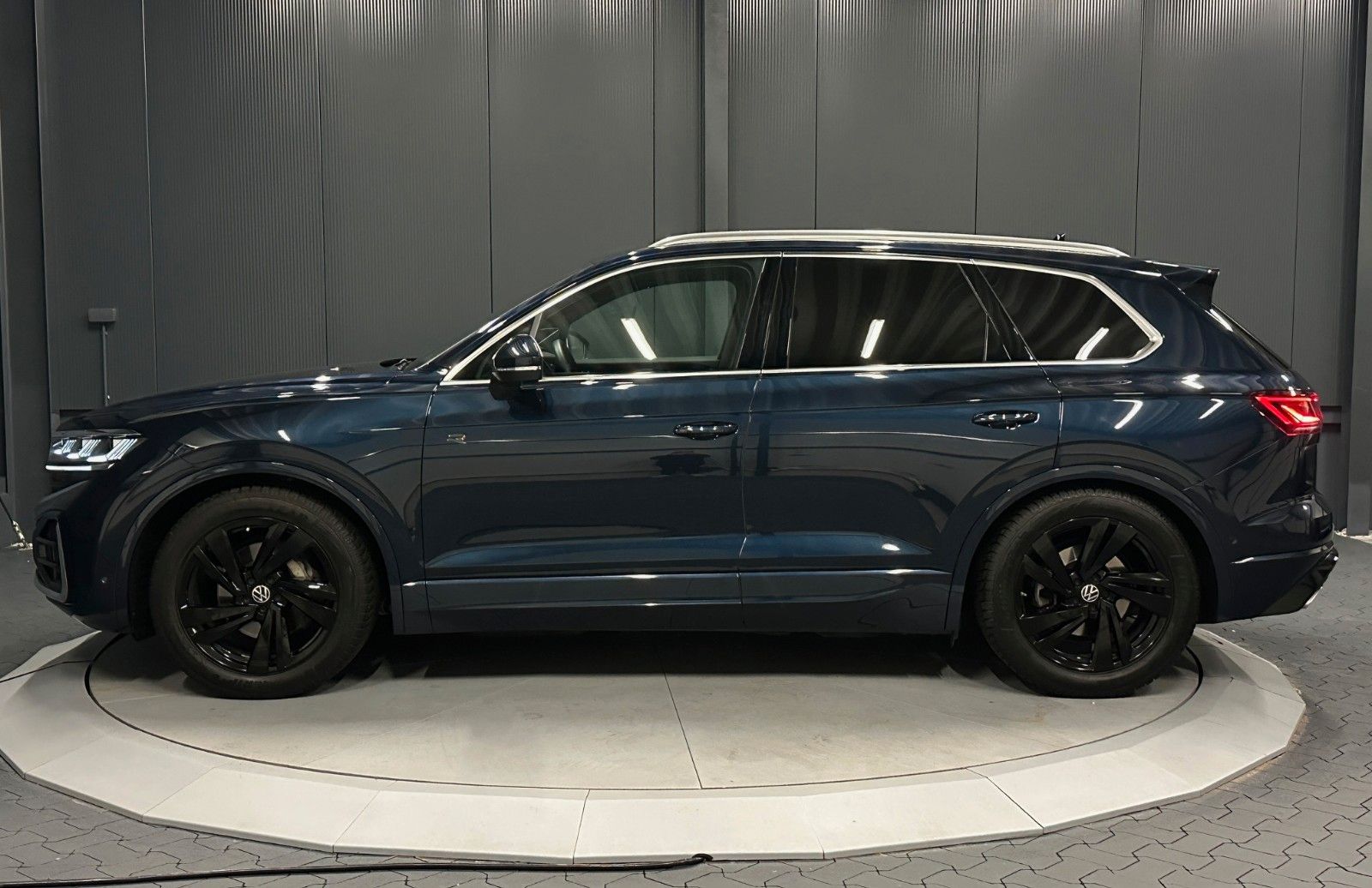 Volkswagen Touareg V6 TDI 4Mot. R-Line*VW-GARANTIE*Standhzg foto 2