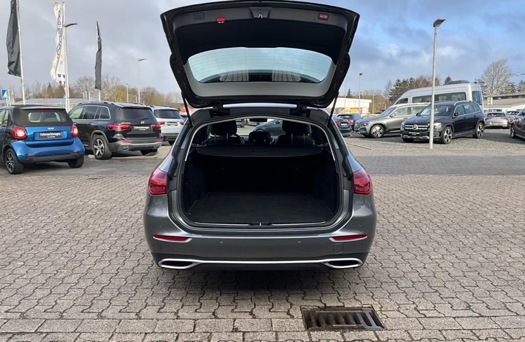 Mercedes-Benz C 220 d T Avantgarde ACC AUT Kam. KeyLess KlimaA foto 14