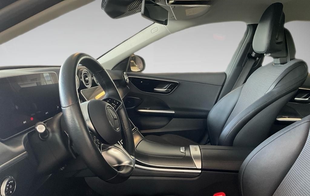 Mercedes-Benz C 220 d T Avantgarde ACC AUT Kam. KeyLess KlimaA foto 8