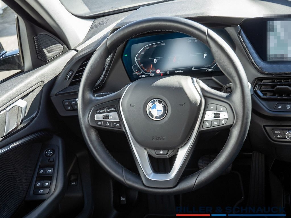 BMW 120i Sport Line LED+NAVI+KAM+LENKRADHZG foto 10