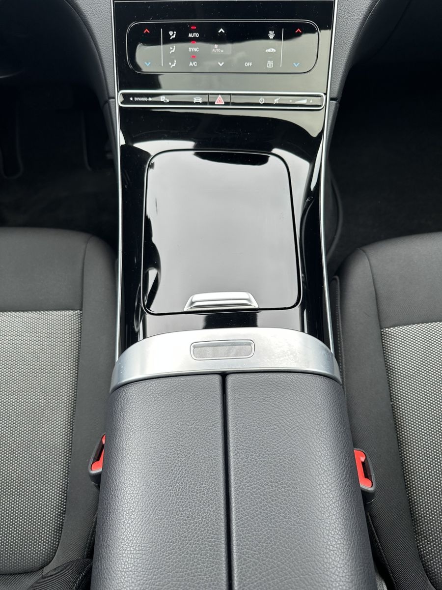 Mercedes-Benz C 180 T Avantgarde NAV+LED+KAM+PANO+AHK+VCOCKPIT foto 14