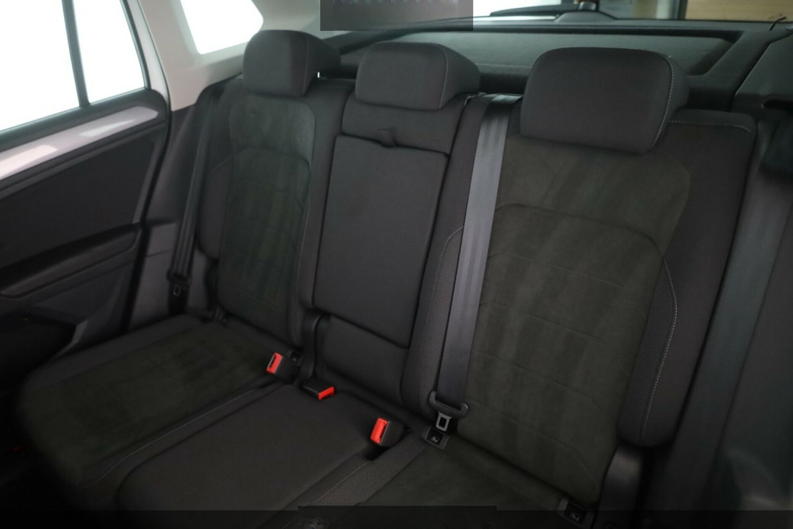 Volkswagen Tiguan 1.4 TSI Life eHybrid #AHK#18Z#Virtual#LED foto 13