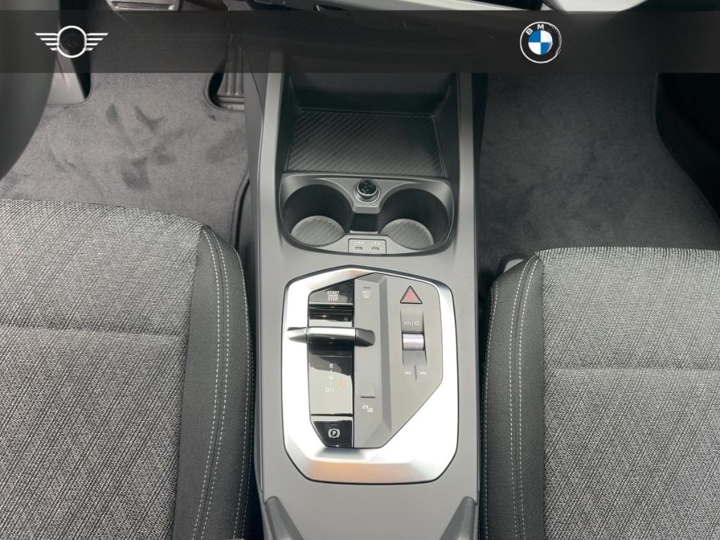 BMW 120 Park-Assistent LED Klimaautomatik foto 13