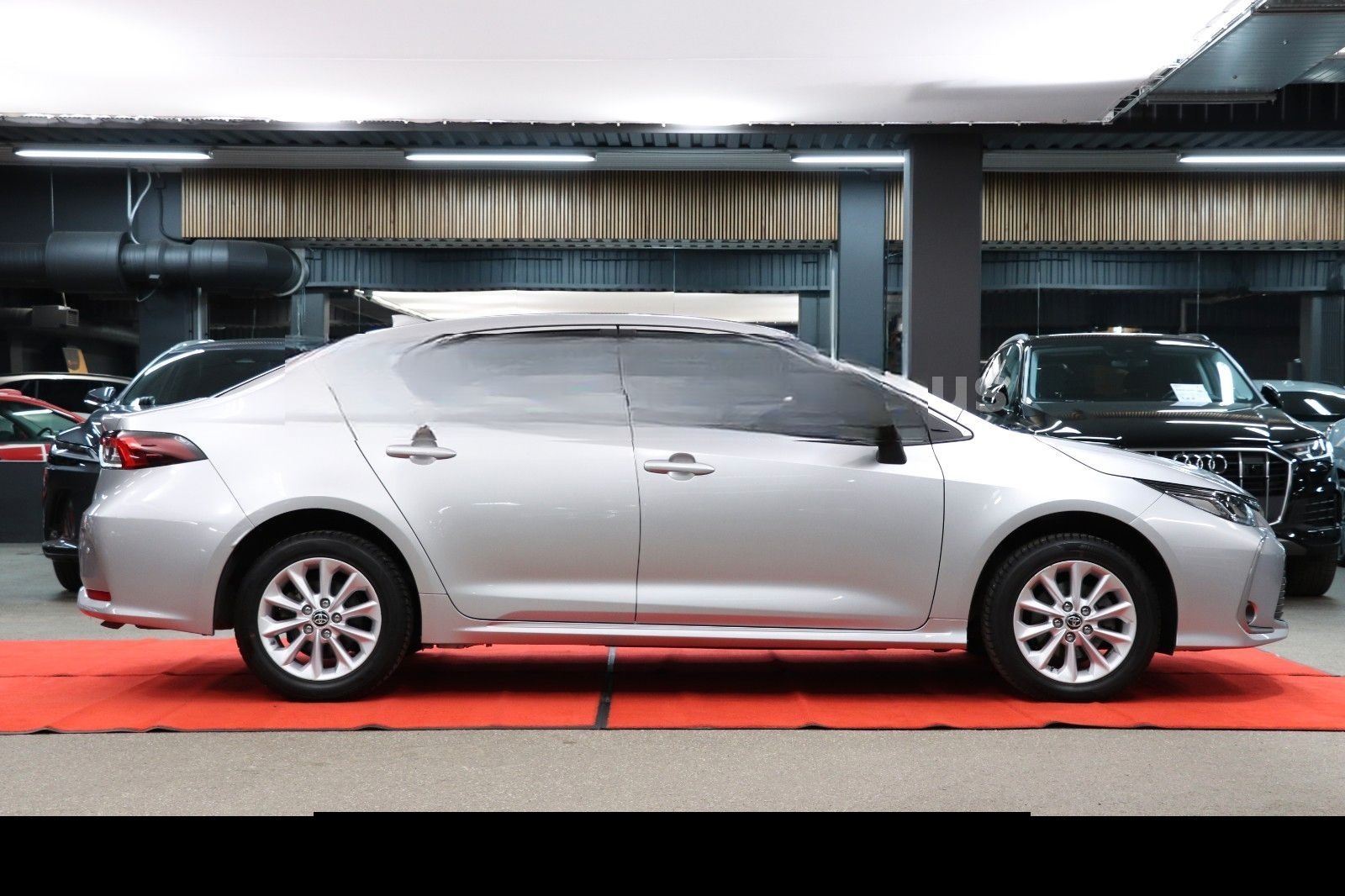 Toyota Corolla Hybrid foto 5