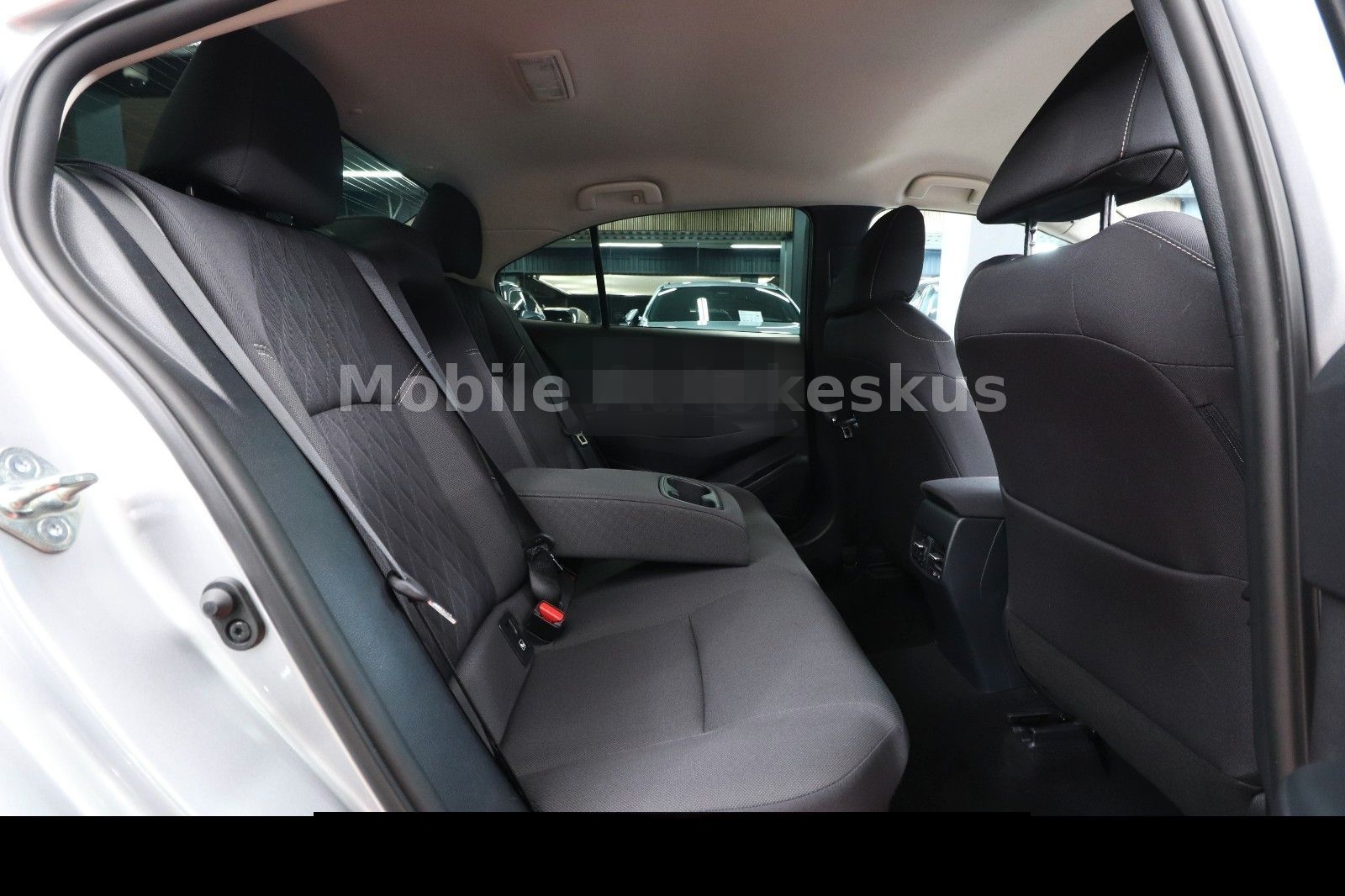 Toyota Corolla Hybrid foto 10