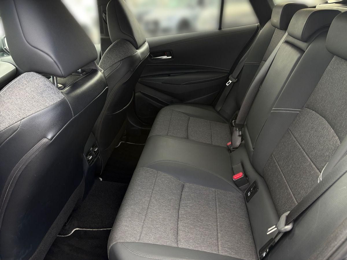 Toyota Corolla Touring Sports 1.8 Hybrid Team D+Technik foto 12
