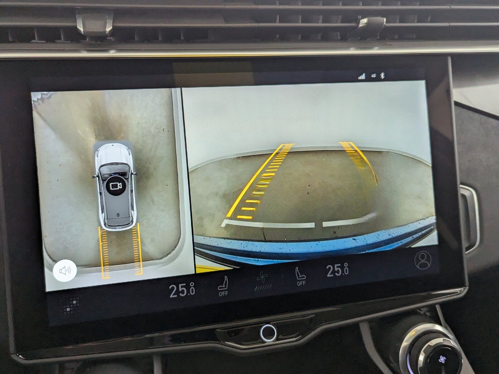 Lynk&Co 01 1,5TD MHEV (EURO 6d) LED+NAVI+ACC+PANO+ foto 21