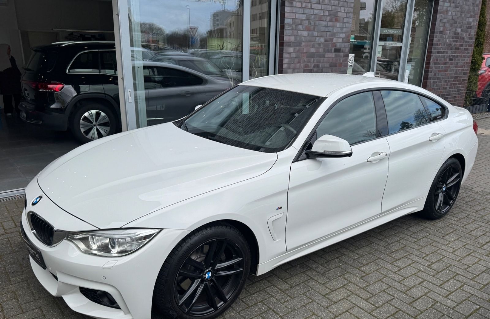 BMW 420d Gran Coupe M Sport Shadow Xenon 18" foto 8