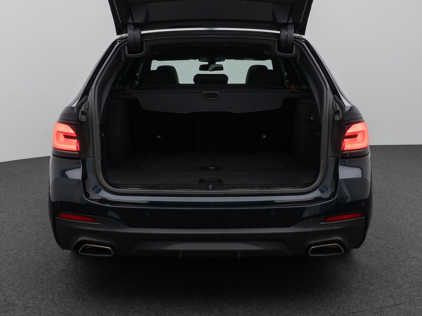 BMW 530d xD M Sport Panorama Kamera HUD HiFi Komfort foto 14