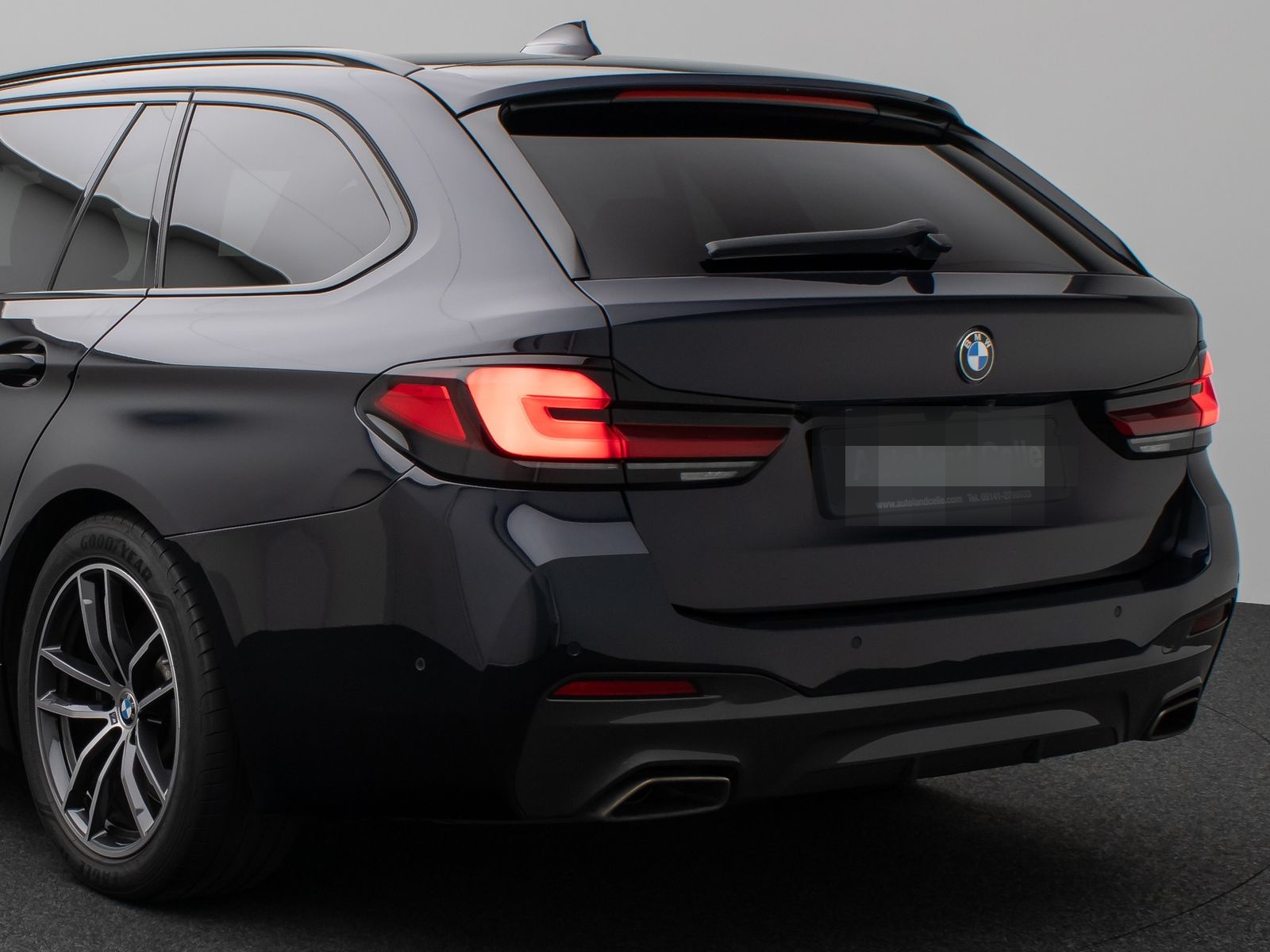 BMW 530d xD M Sport Panorama Kamera HUD HiFi Komfort foto 17