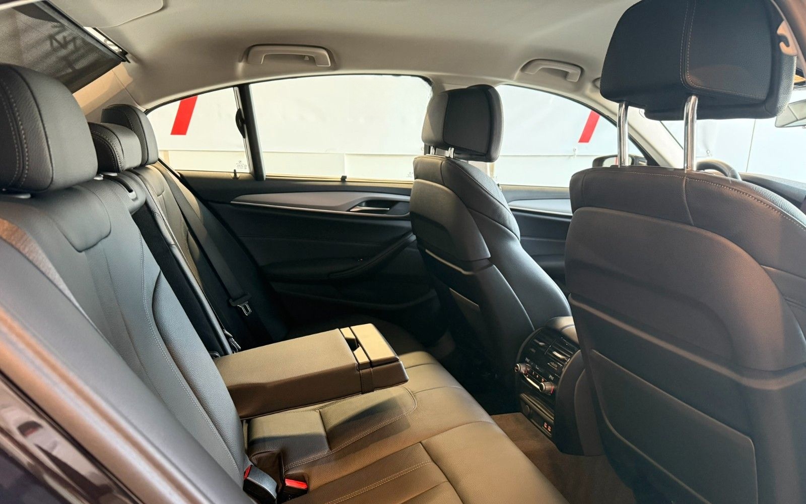 BMW 520 d Mild Hybrid Navi/SHZ/SBL/ACC/LEDER/MASSAGE foto 11