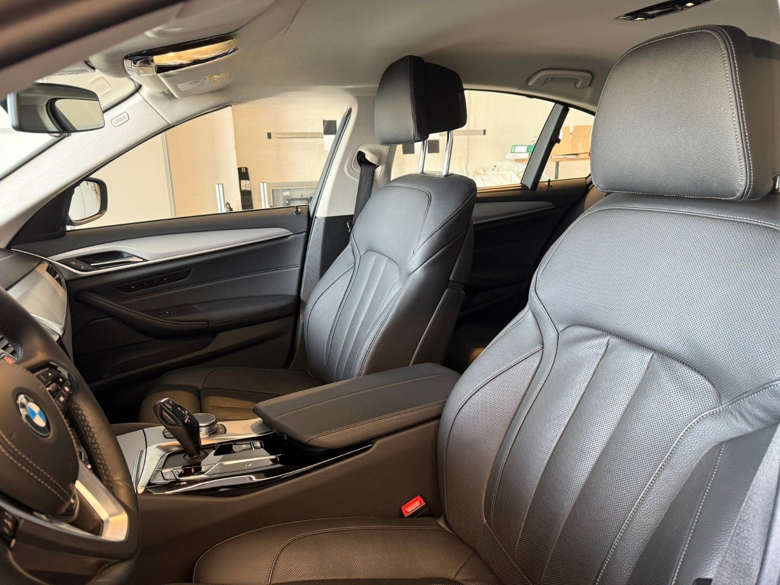 BMW 520 d Mild Hybrid Navi/SHZ/SBL/ACC/LEDER/MASSAGE foto 22