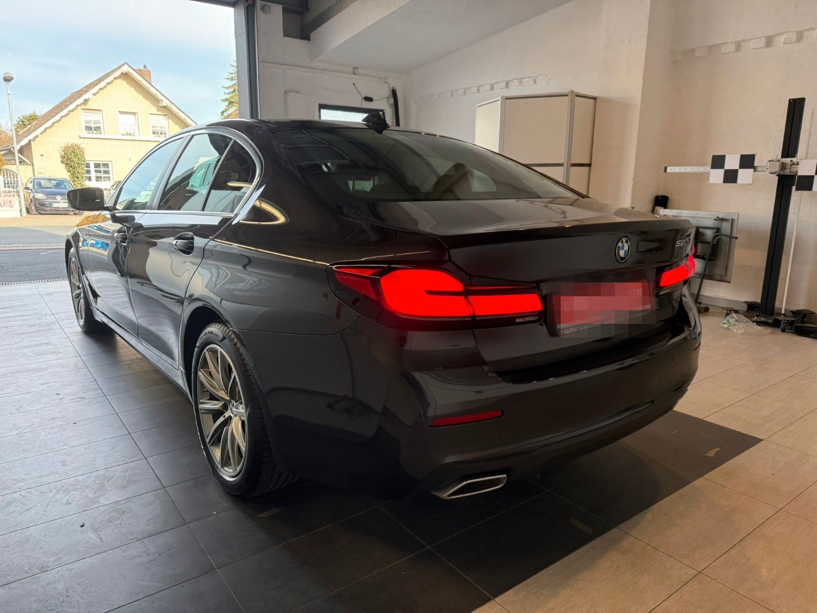 BMW 520 d Mild Hybrid Navi/SHZ/SBL/ACC/LEDER/MASSAGE foto 4