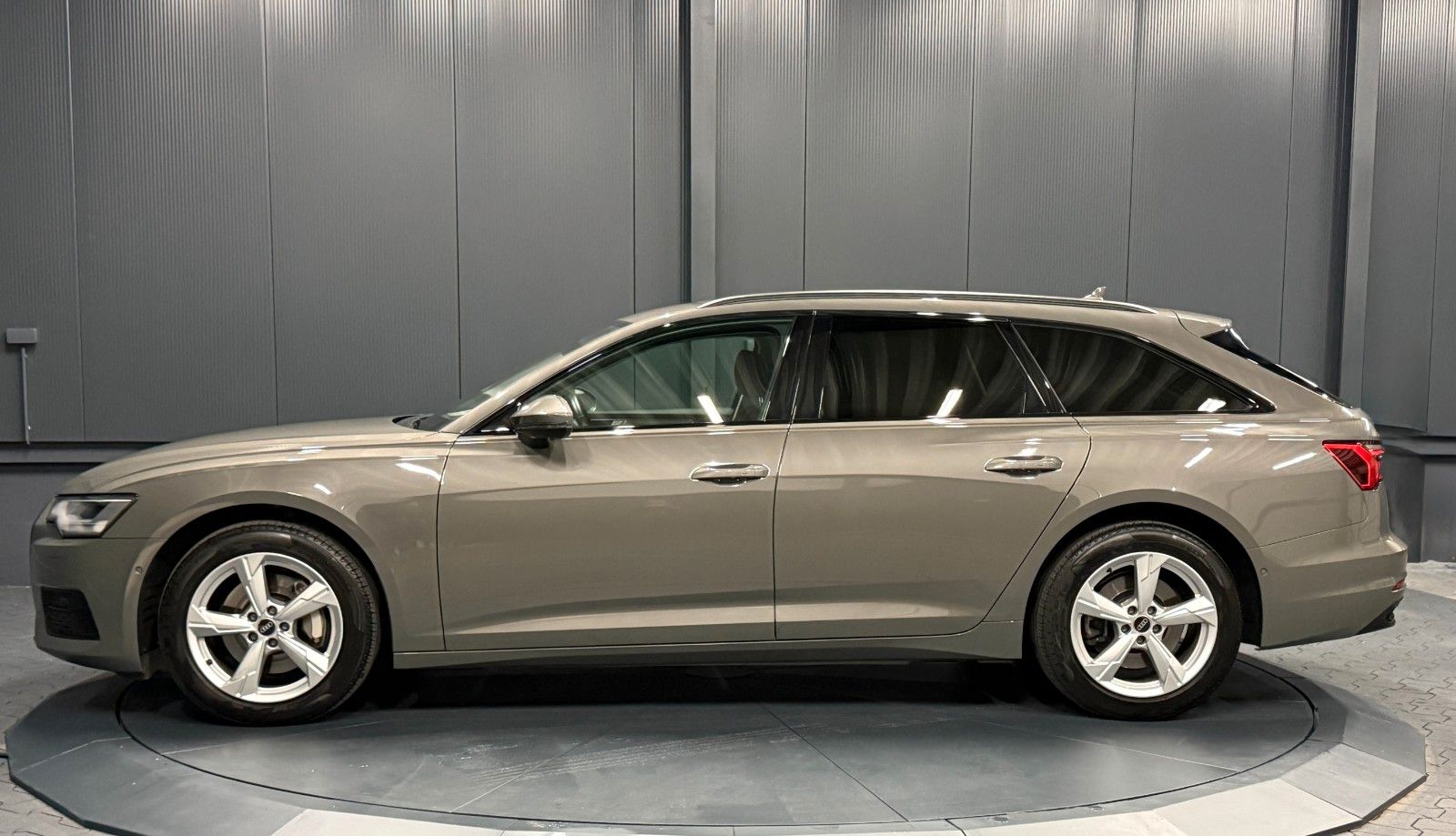 Audi A6 Avant 45 TFSI Sport *LEDER*KAMERA*Optik-Paket foto 5