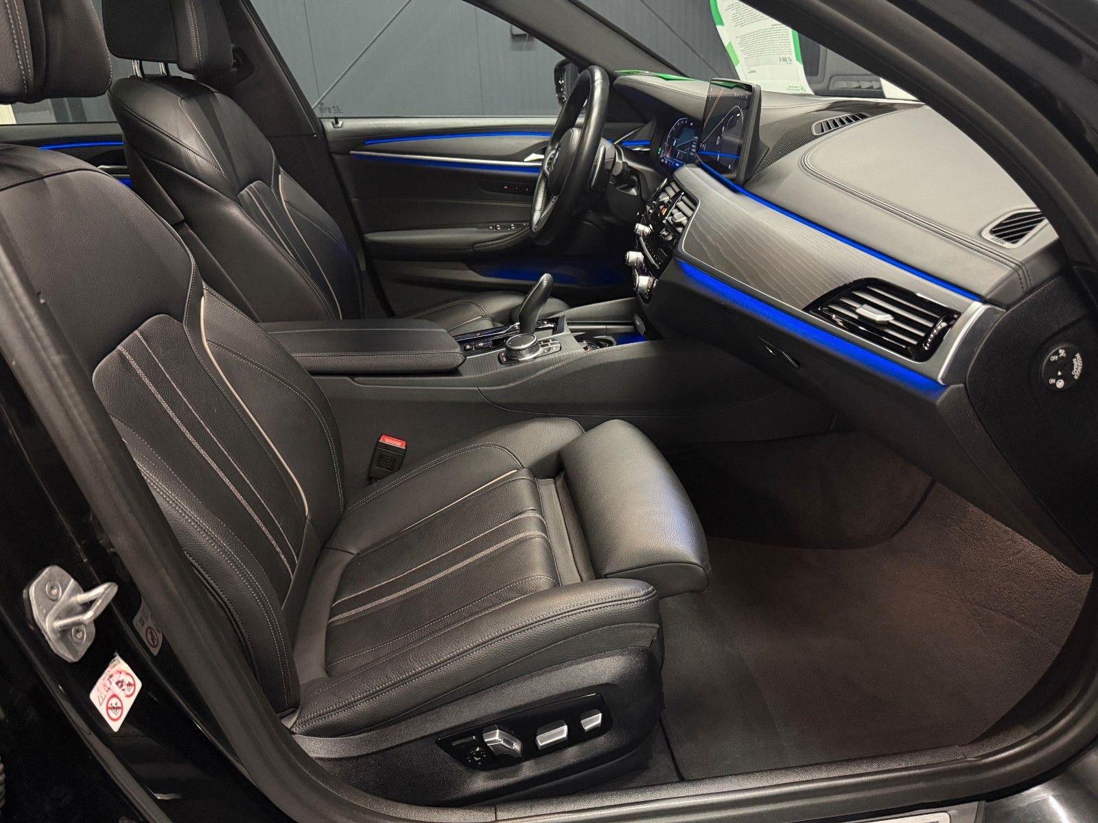 BMW 540d Touring xDrive M-Sport*20Zoll*PANORAMA*HUD* foto 12