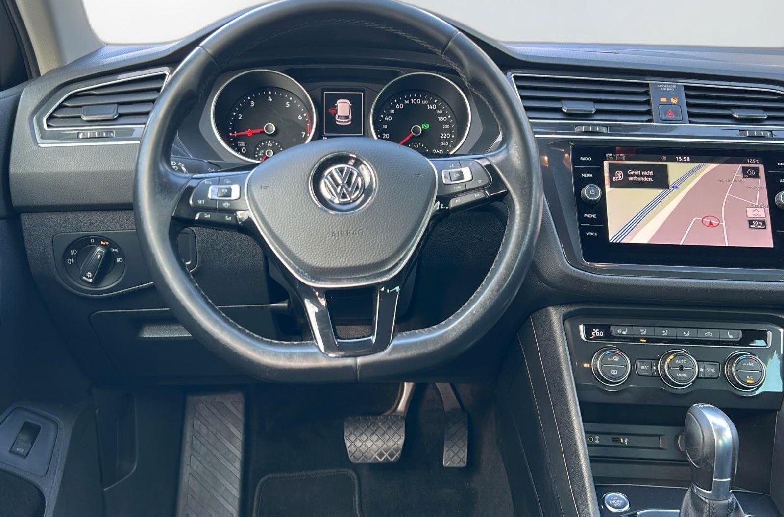 Volkswagen 1.5 TSI Comfortline LED ACC DSG NAVI KEYLESS TOP foto 21