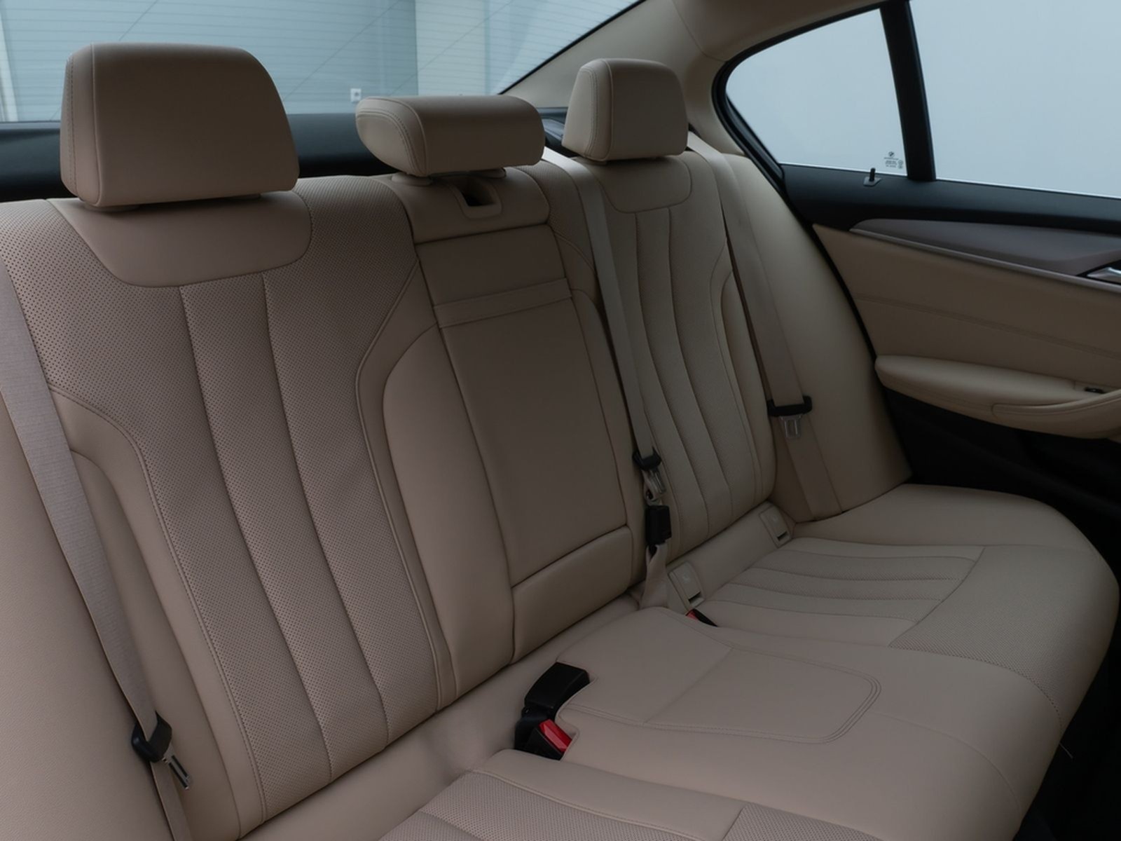BMW 530i Kamera Glasdach DAB Lenkrhzg Klima-4. Alarm foto 29
