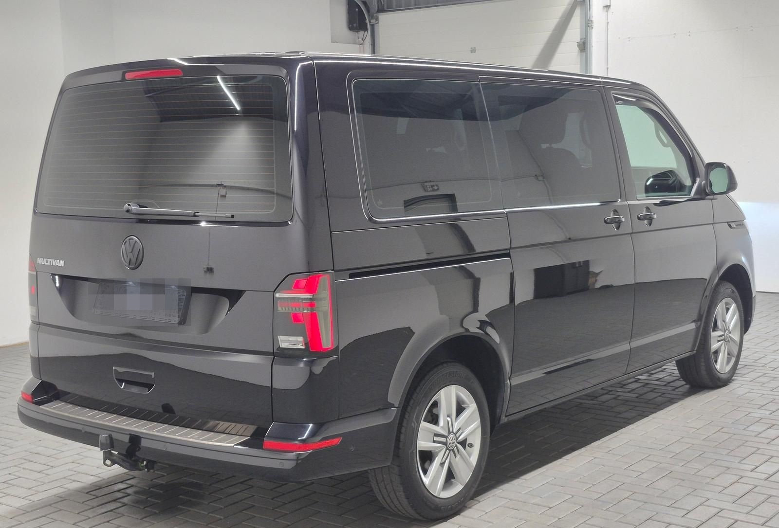 Volkswagen T6.1 Multivan 7-Sitz/LED/Navi/Stdhzg/AHK/SHZ/Kam foto 4