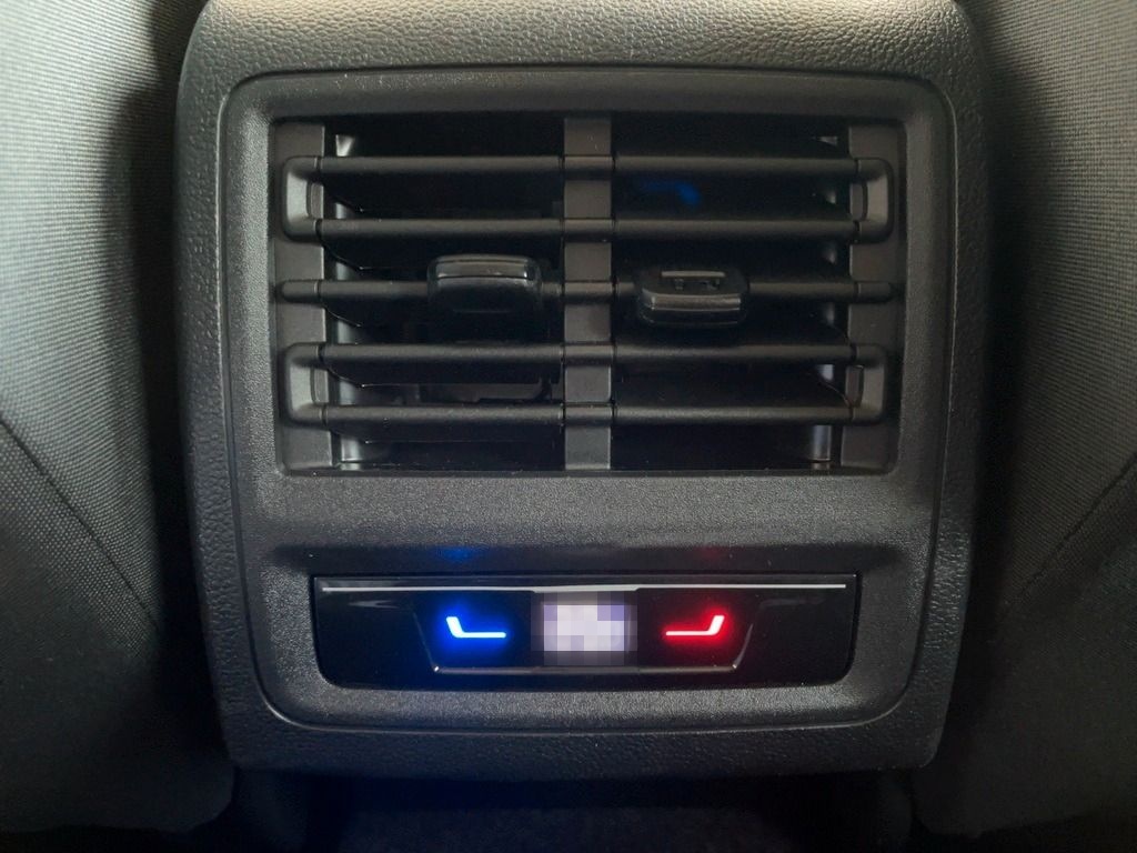 Volkswagen Golf VIII Life 1.5 TSI AHK+ACC+LED+Pano+Climatr. foto 15