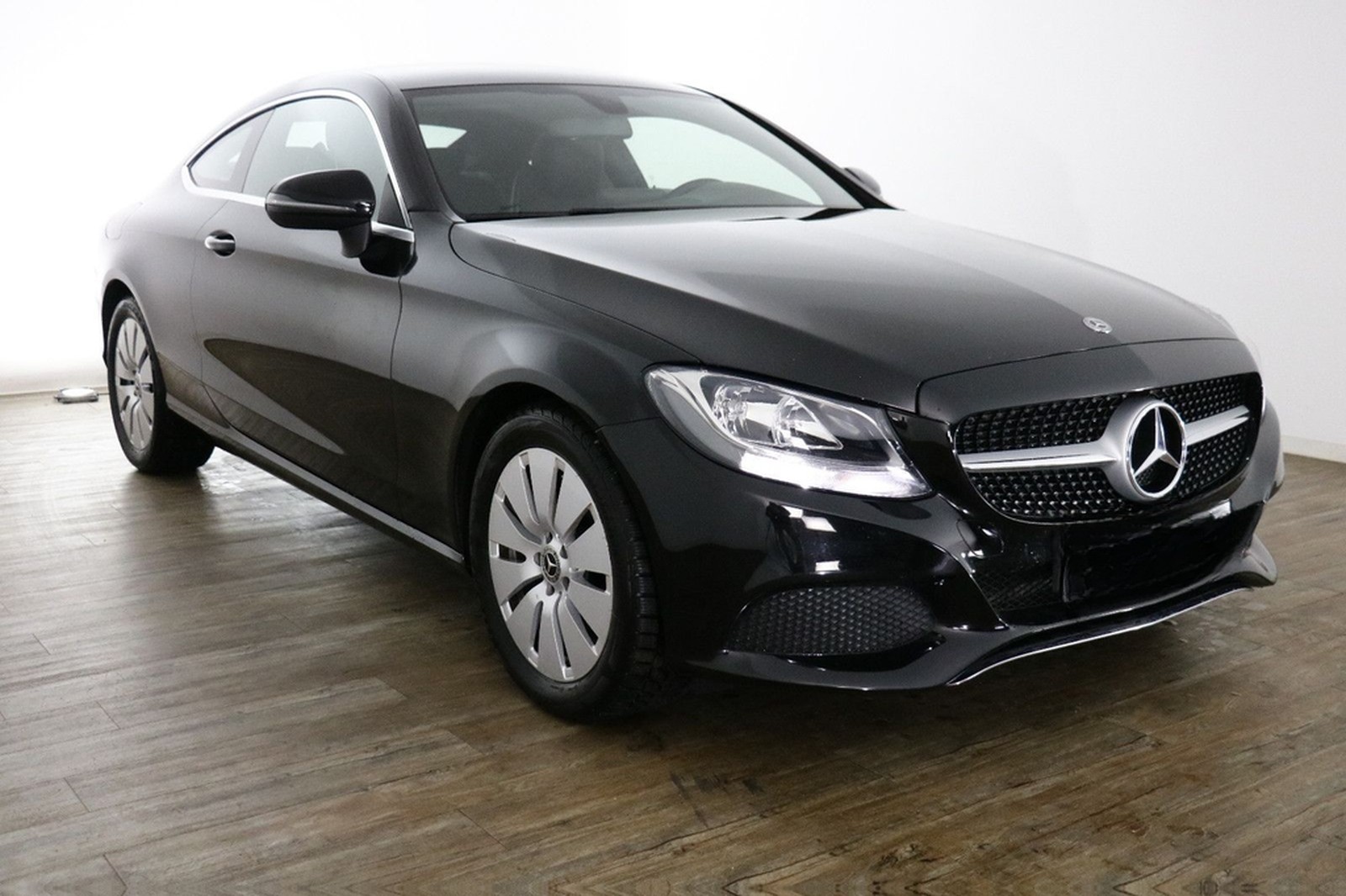Mercedes-Benz C 200 Coupe 4Matic*Kamera*Navi*Sitzhz* foto 6